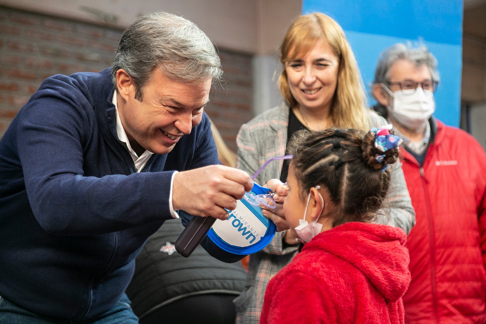 Cascallares encabezó una emotiva entrega de anteojos a estudiantes en Don Orione