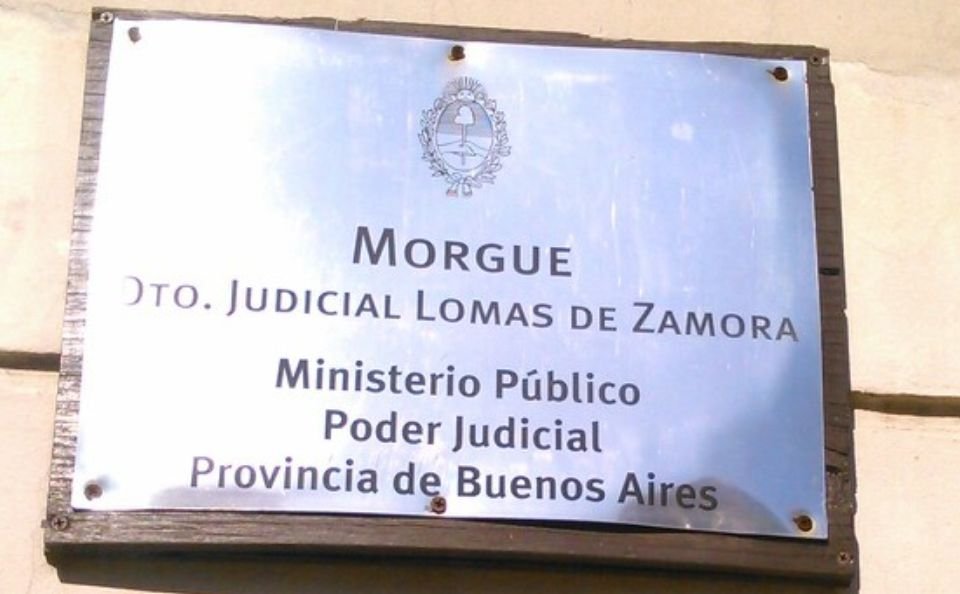 En Wilde: realizan autopsia al cuerpo del abuelo asesinado e indagan a su nieto