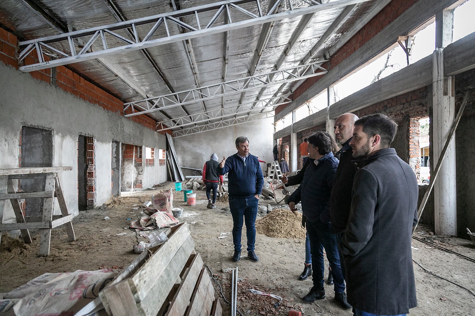 El Municipio avanza con obras para poner a la «Salita de Claypole» al servicio de los vecinos