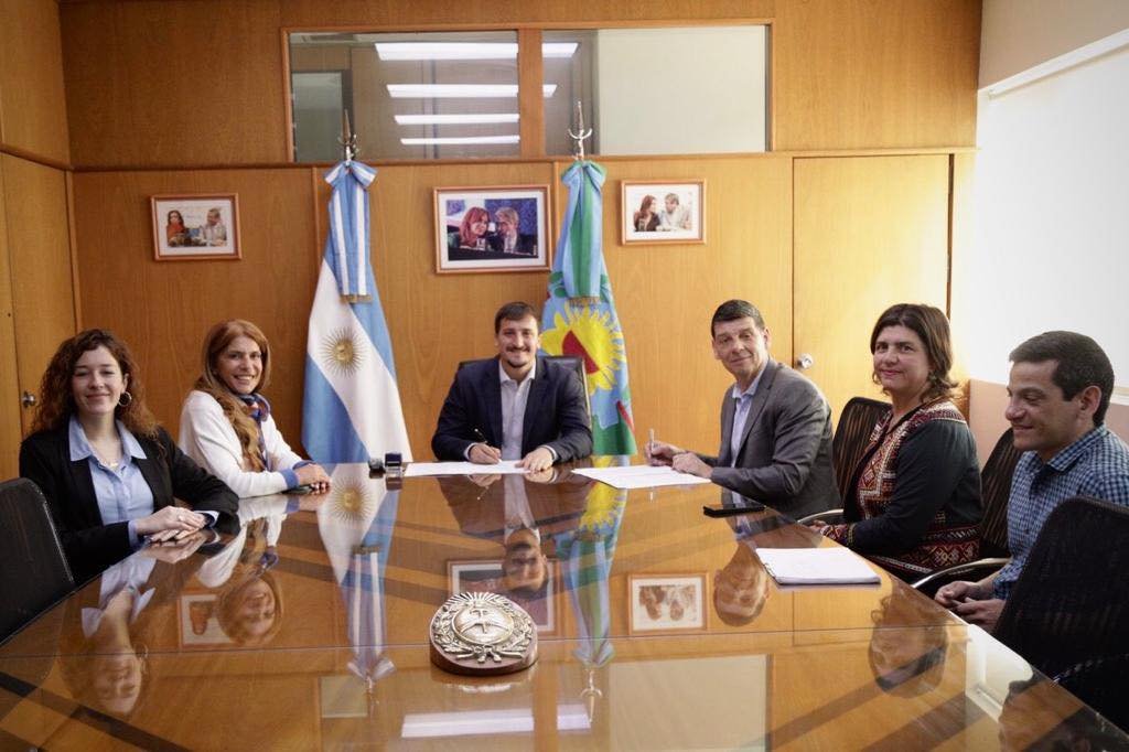 El Municipio de Avellaneda y la UNAJ firmaron un Convenio de cooperación