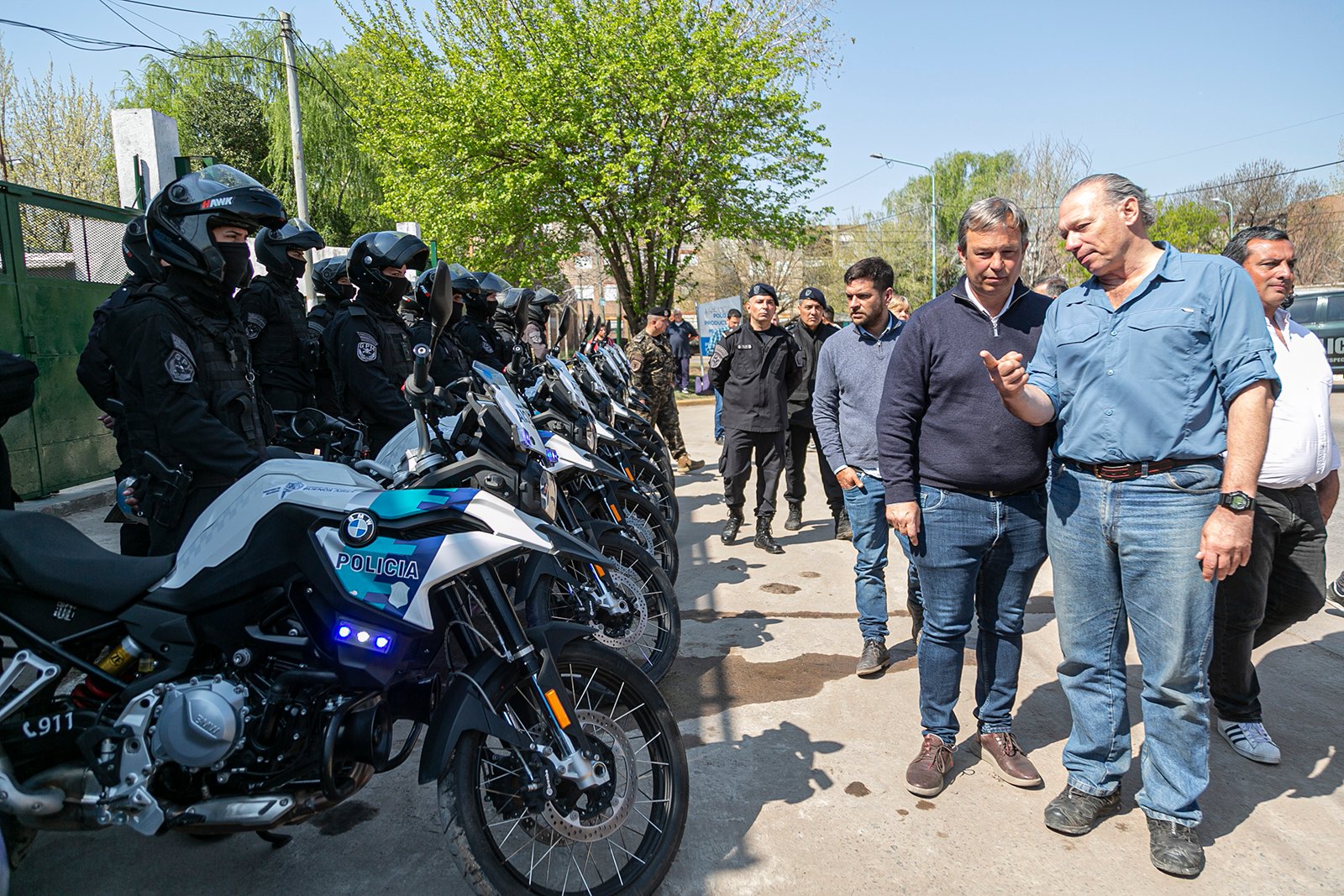 Berni, Cascallares y Fabiani pusieron en funciones dos nuevas bases policiales en el distrito