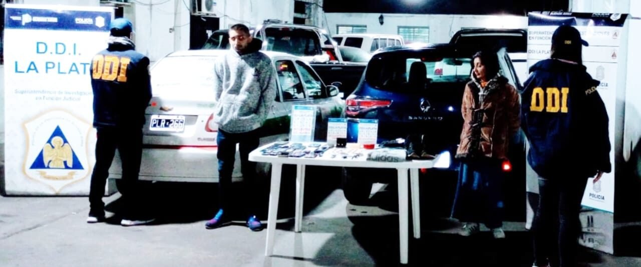Allanamientos en La Plata y Berisso: cae una banda de gitanos especialista en secuestros virtuales