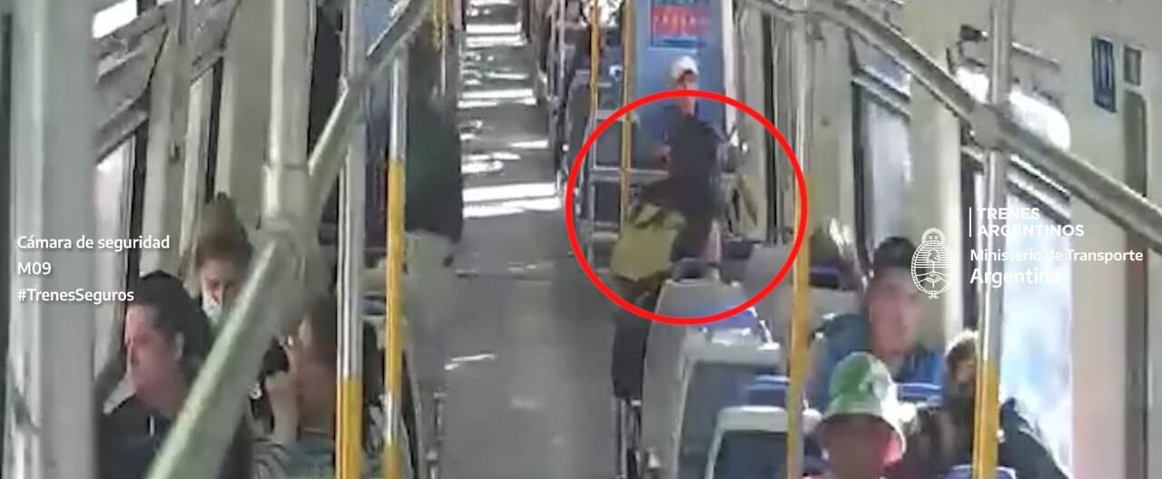 Dan con ladronas de celulares que actuaban a bordo de trenes