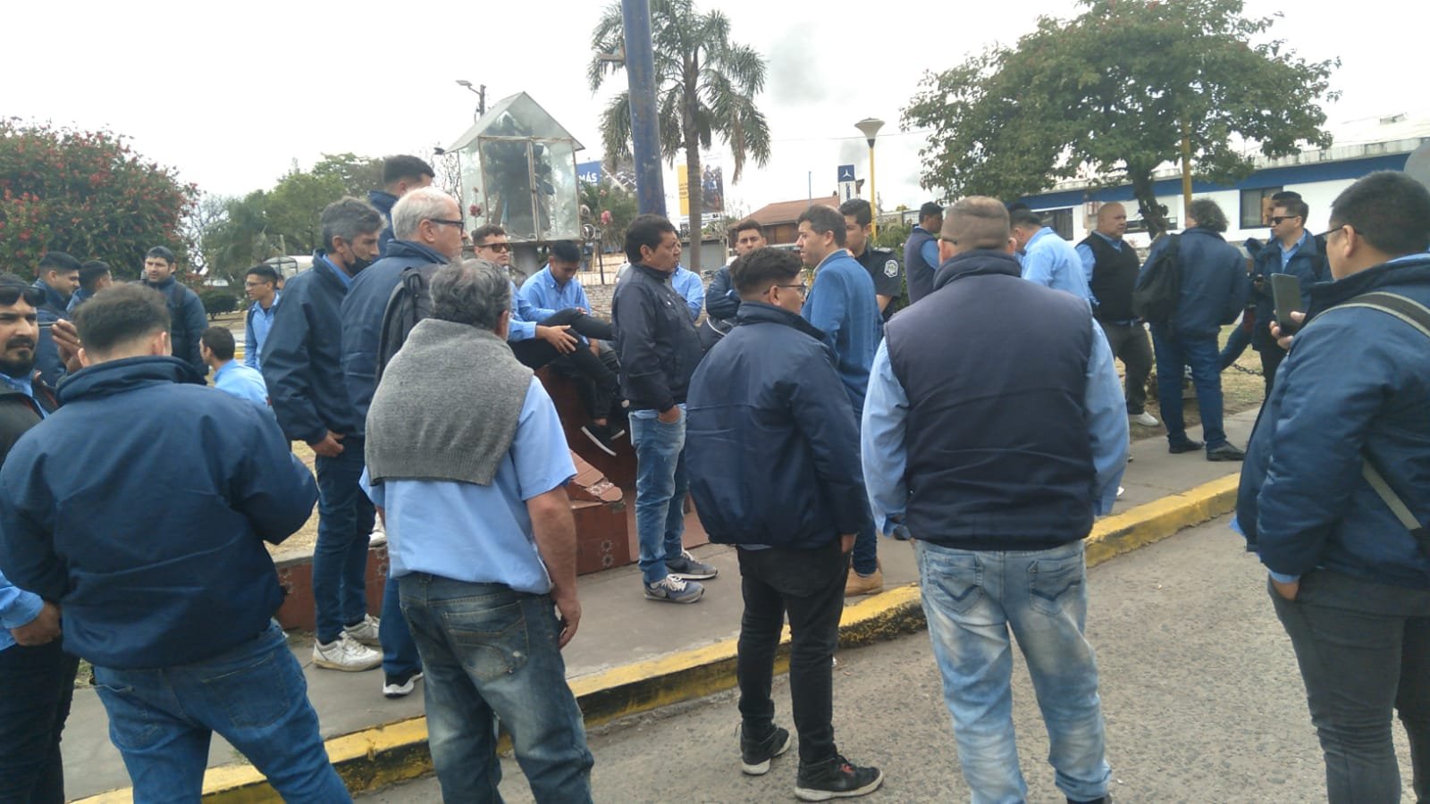 Luego de la salvaje agresión sufrida por un chofer de la 177: trabajadores de la San Vicente pararon hoy para reclamar por mayor seguridad