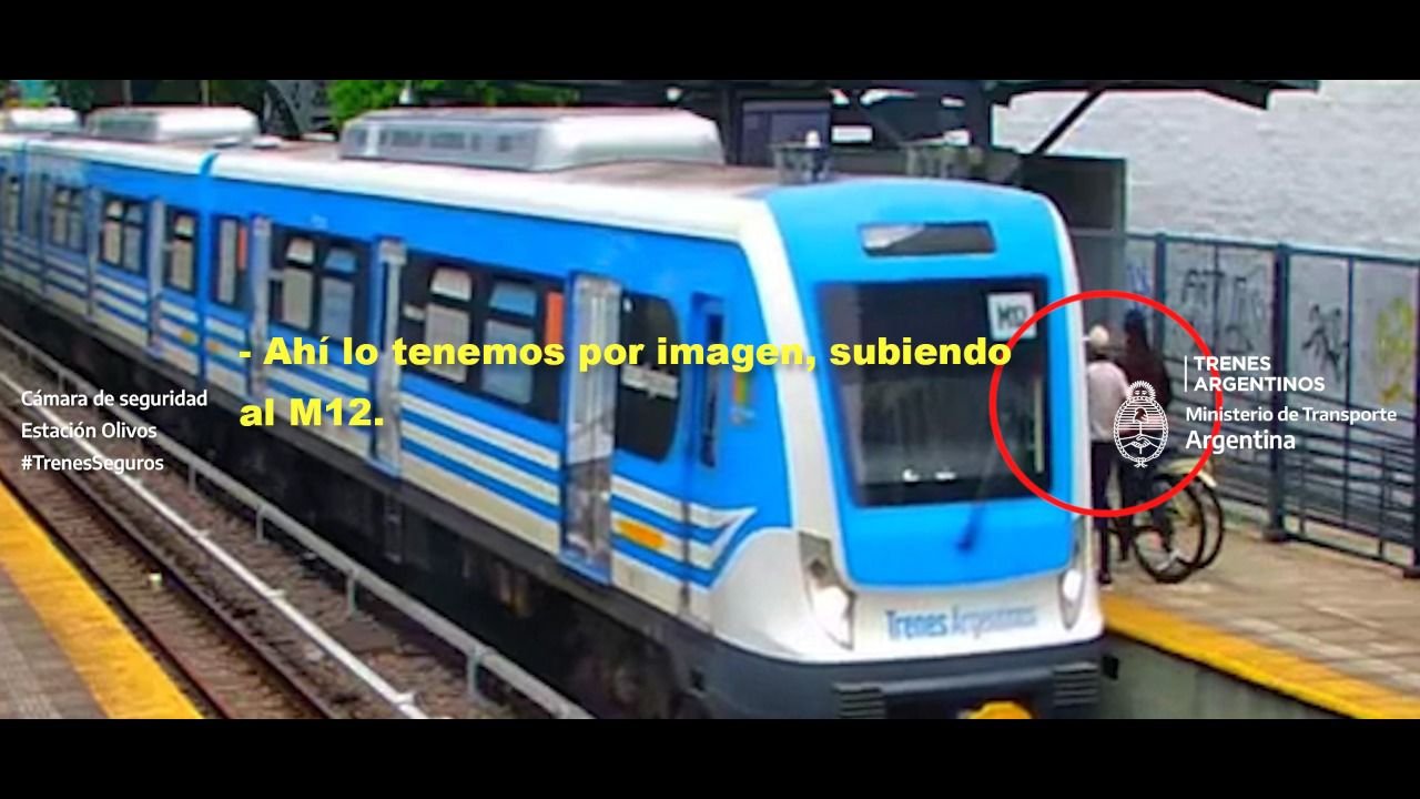 Robó una bicicleta fuera de la estación, escapó en tren y fue detenido