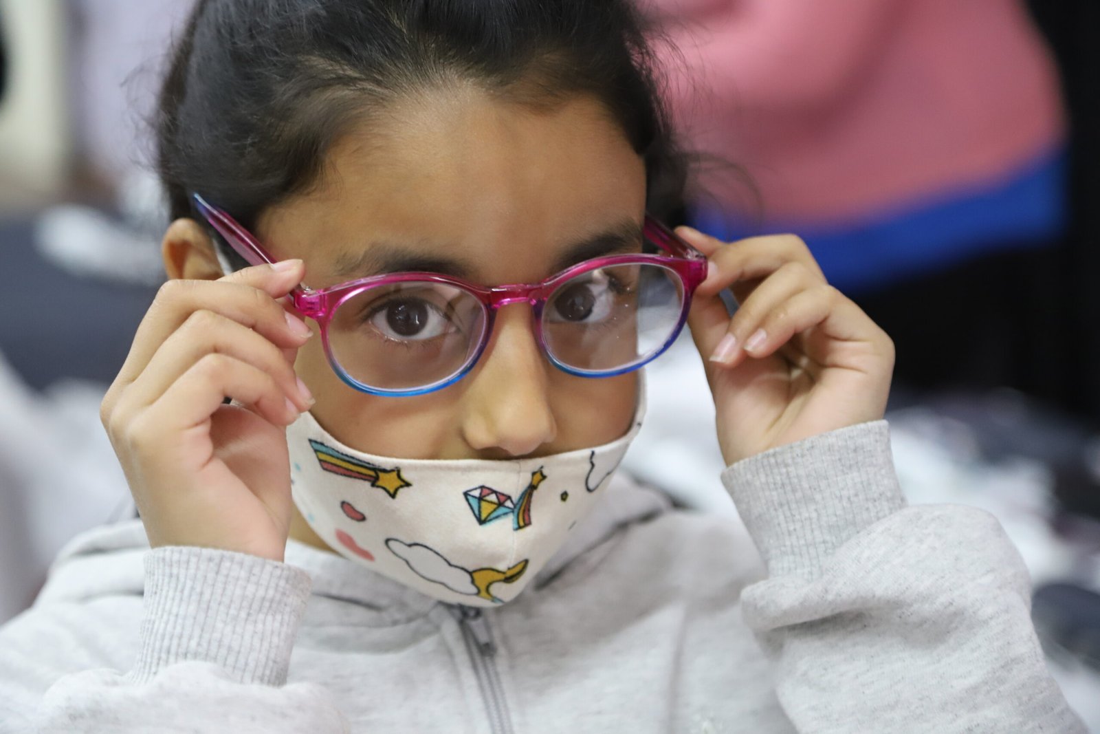 El Municipio entregó 230 pares de lentes a chicas y chicos de escuelas primarias del distrito