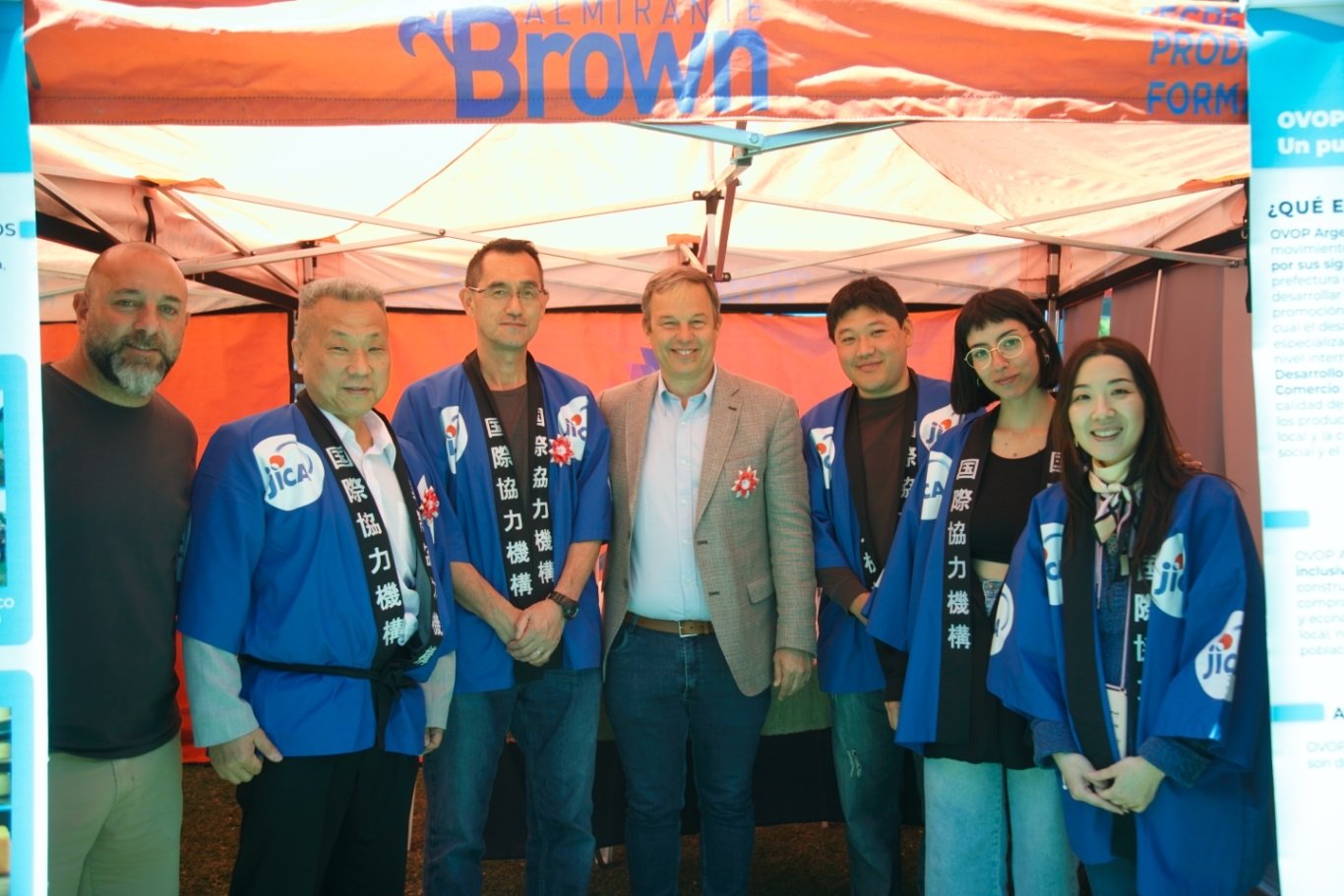 Cascallares y Fabiani participaron del Burzaco Matsuri y entregaron asistencia a escuelas