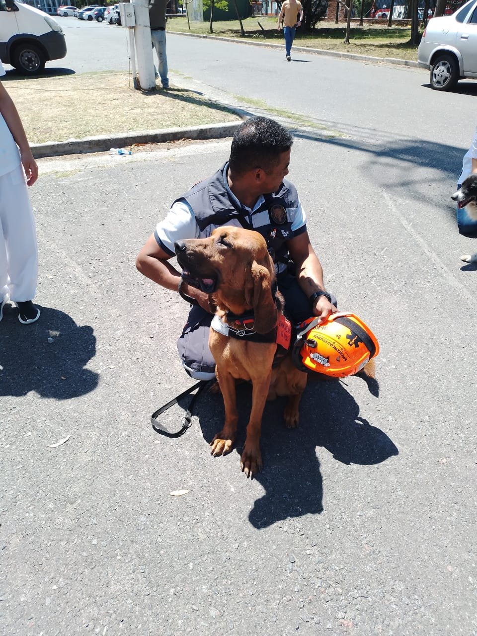 Gran despliegue en simulacro de incendio y evacuación en la UNLa