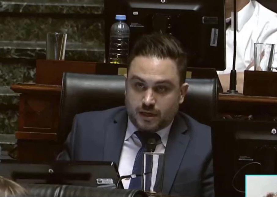 En la Legislatura porteña: diputado liberal presentó un proyecto para que vuelvan las amonestaciones en la secundaria