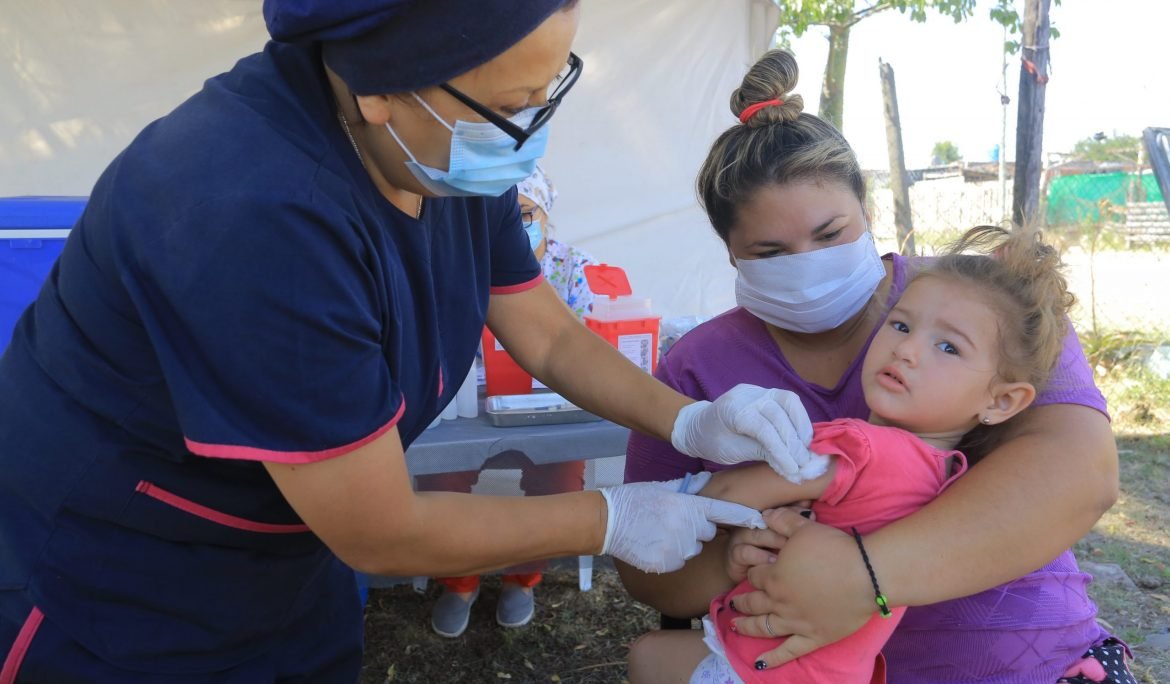 Este fin de semana continúa la Campaña Nacional de Vacunación contra el sarampión, rubéola, paperas y poliomielitis