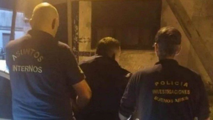 Berazategui: dos policías bonaerenses fueron detenidos por un secuestro extorsivo en la Ciudad de Buenos Aires