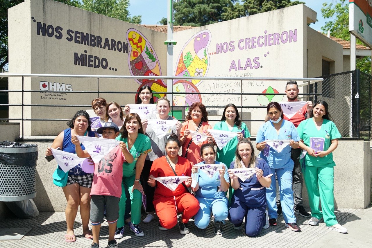 En el Día Internacional de la Eliminación de la Violencia contra la Mujer, el Municipio de Echeverría realizó una caminata para visibilizar la problemática