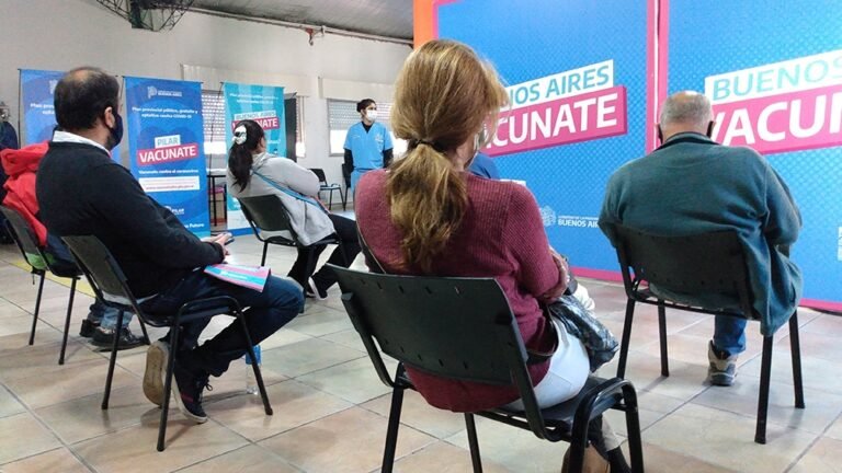 Se extiende el horario de vacunación contra COVID-19