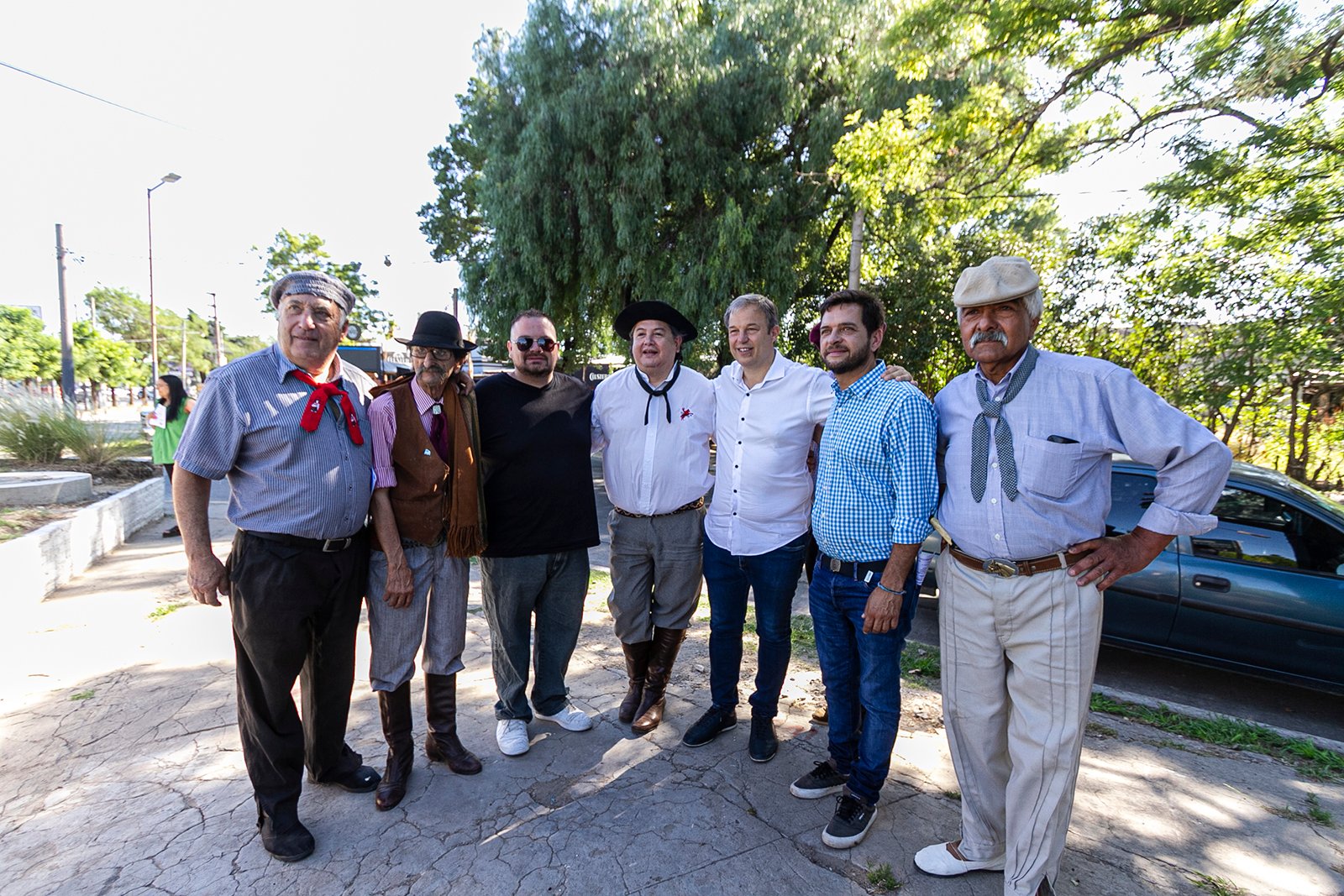 Cascallares y Fabiani conmemoraron el Día del Gaucho junto a centros tradicionalistas