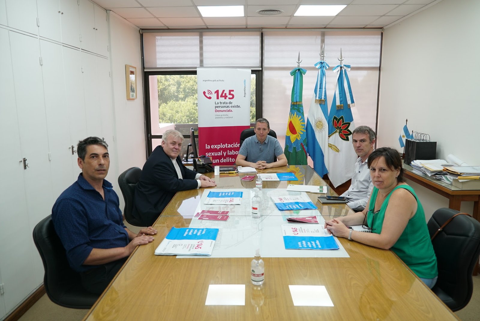 Fernando Gray firmó un convenio de trabajo conjunto con el Comité Ejecutivo de Lucha contra la Trata y Explotación de personas