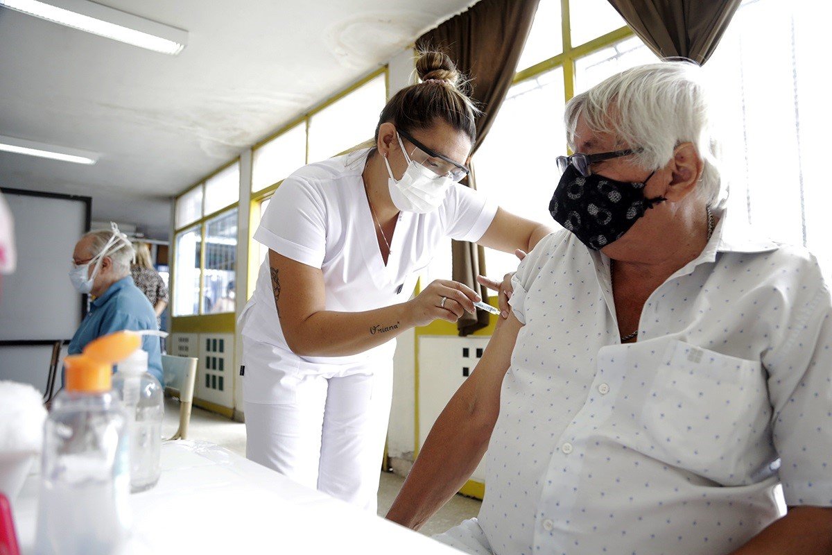 Hoy viernes en Adrogué y mañana en Don Orione: dos nuevas postas habilitadas para vacunación contra el Covid