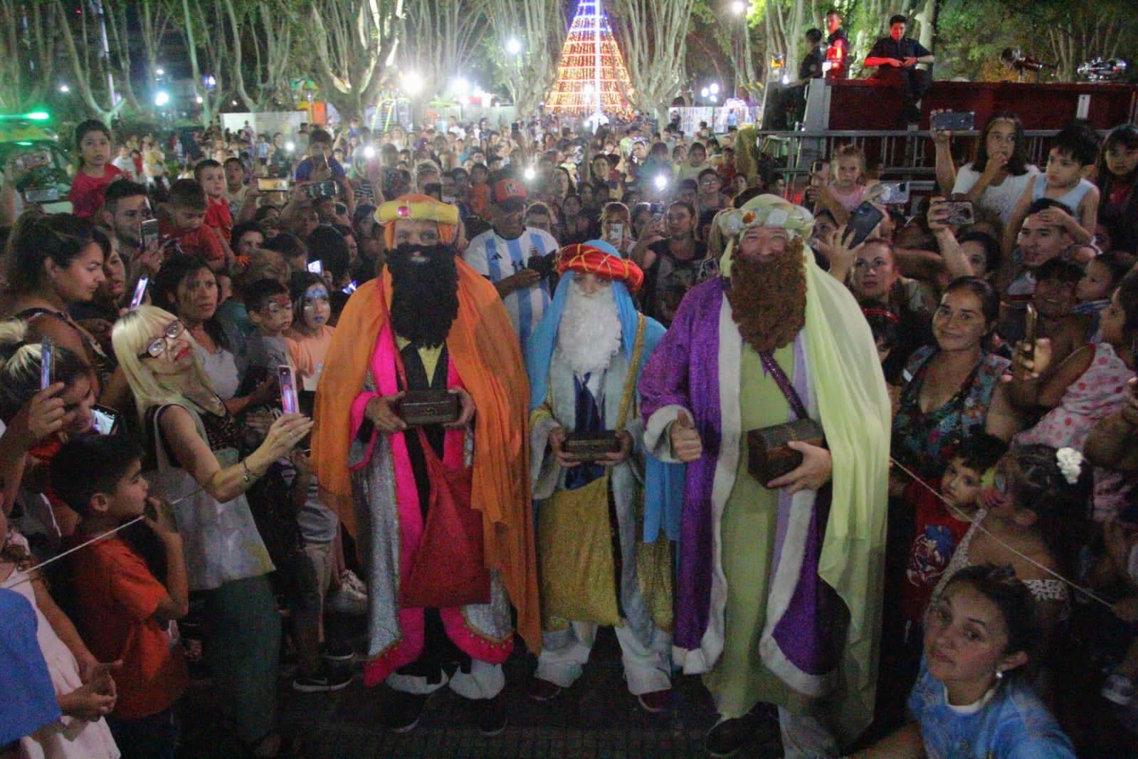 Los Reyes Magos pasaron por Esteban Echeverría