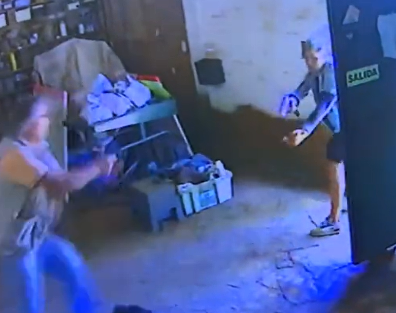 Remedios de Escalada: hieren a un agente penitenciario retirado tras resistir a tiros un asalto