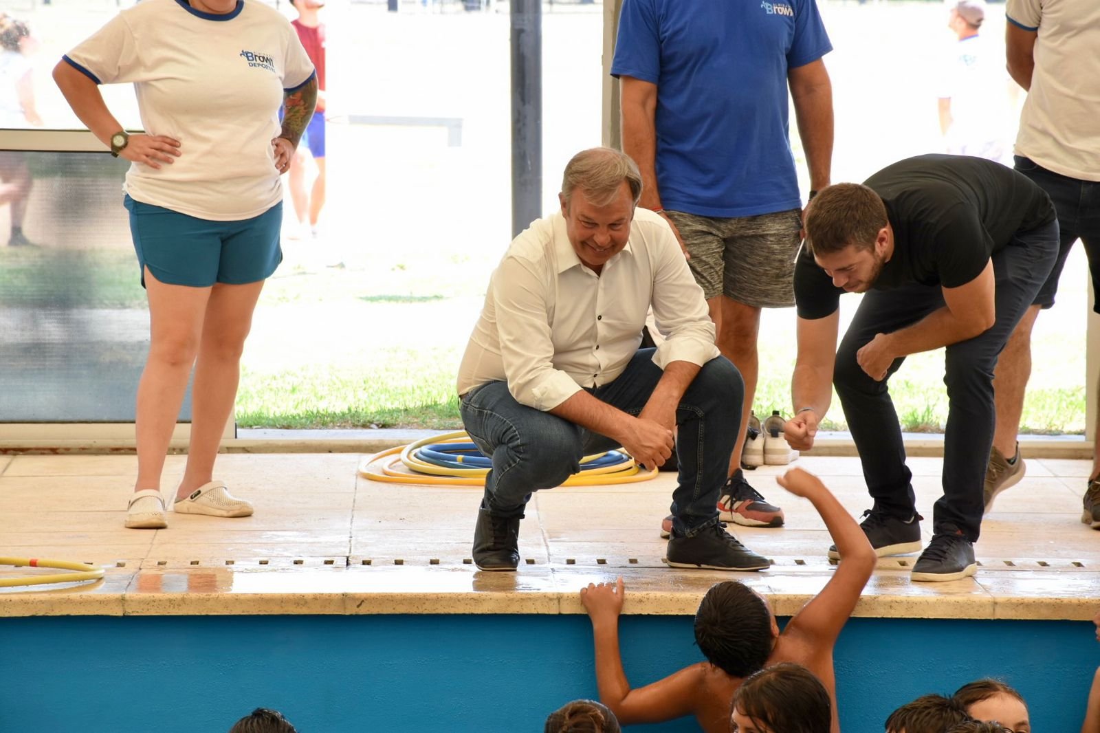 Cascallares recorrió la Colonia Municipal de la que participan 10 mil vecinos