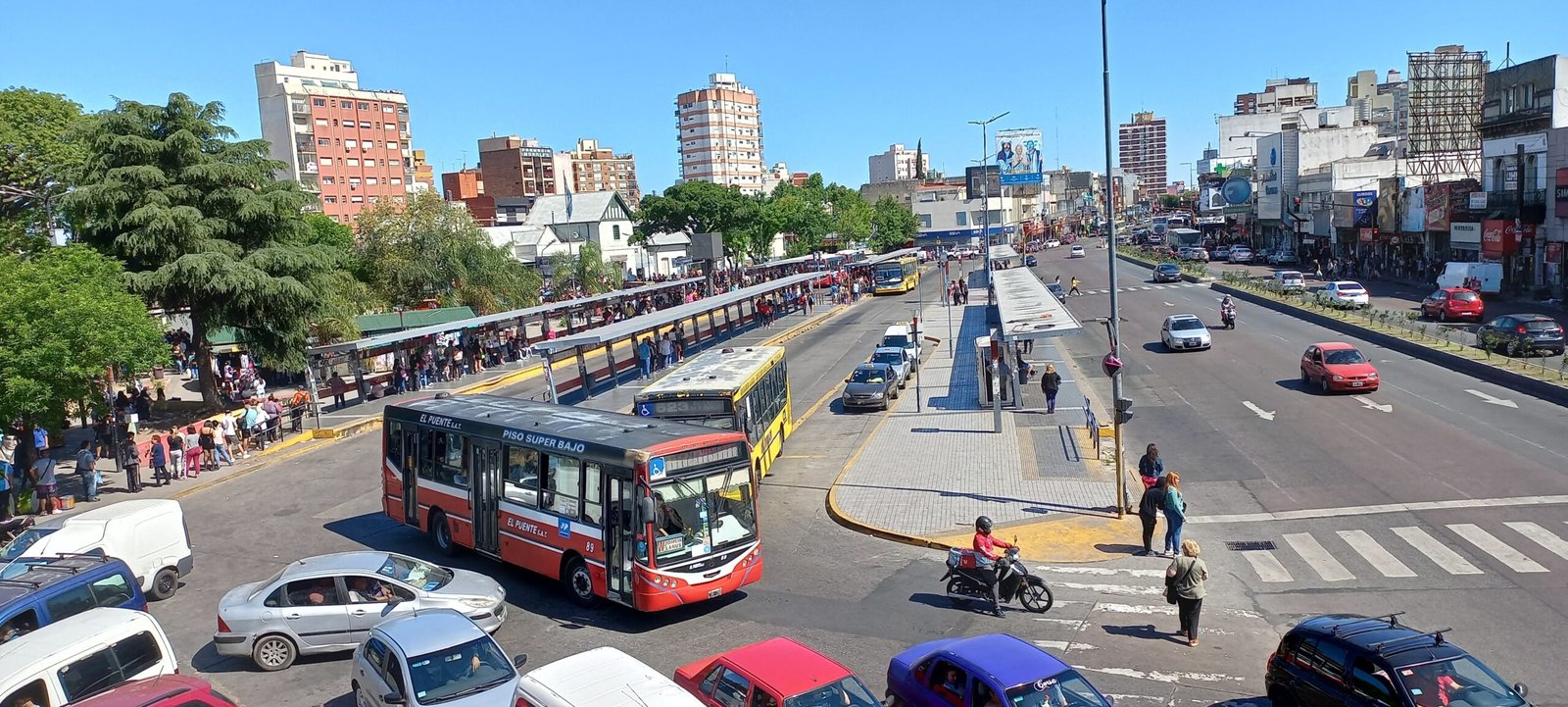 Día complicado: más de 50 líneas de colectivos de paro por falta de pagos a los choferes
