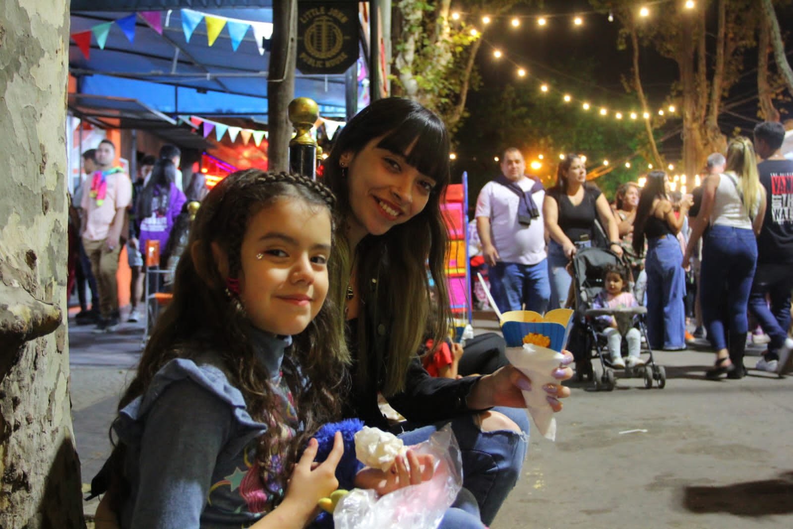 Cientos de familias celebraron el quinto aniversario del Paseo Dorrego