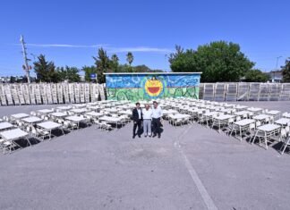 Kicillof y Mussi entregaron mobiliario a escuelas de Berazategui