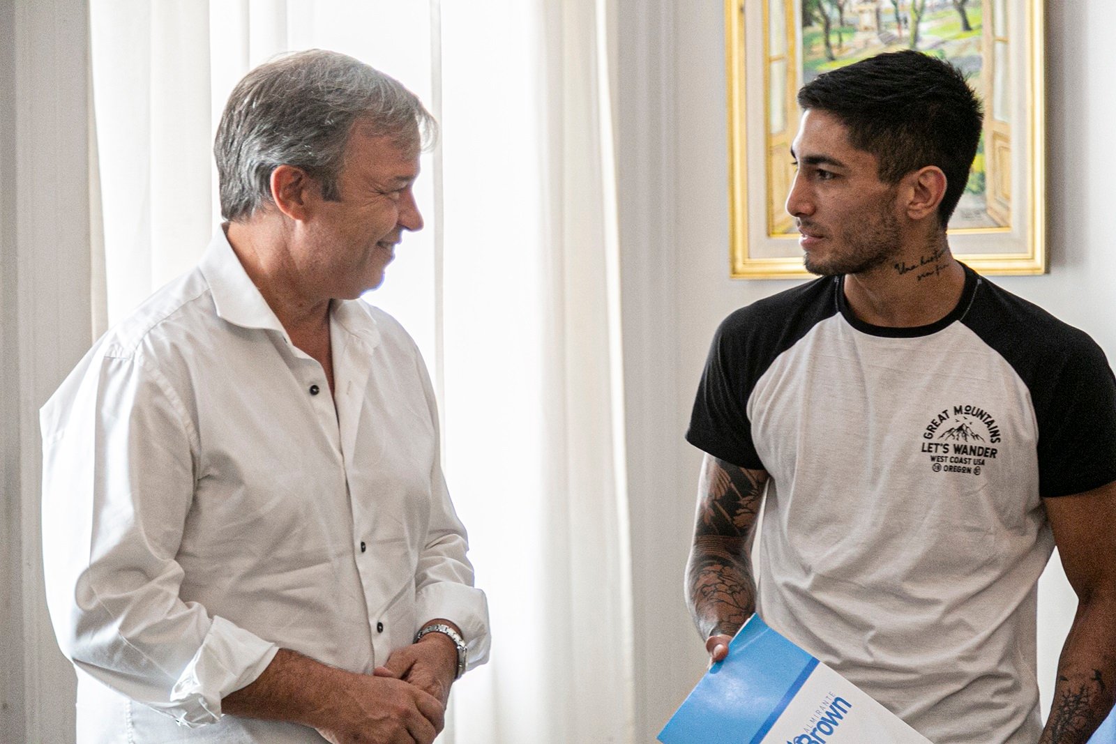 Cascallares junto al campeón Jeremías Ponce antes de su próxima pelea en Estados Unidos