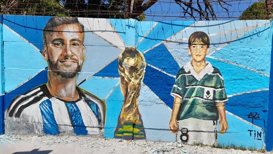 A un mes del Mundial, el Municipio de Brown homenajea a Nico Tagliafico con un mural en el Club Villa Calzada