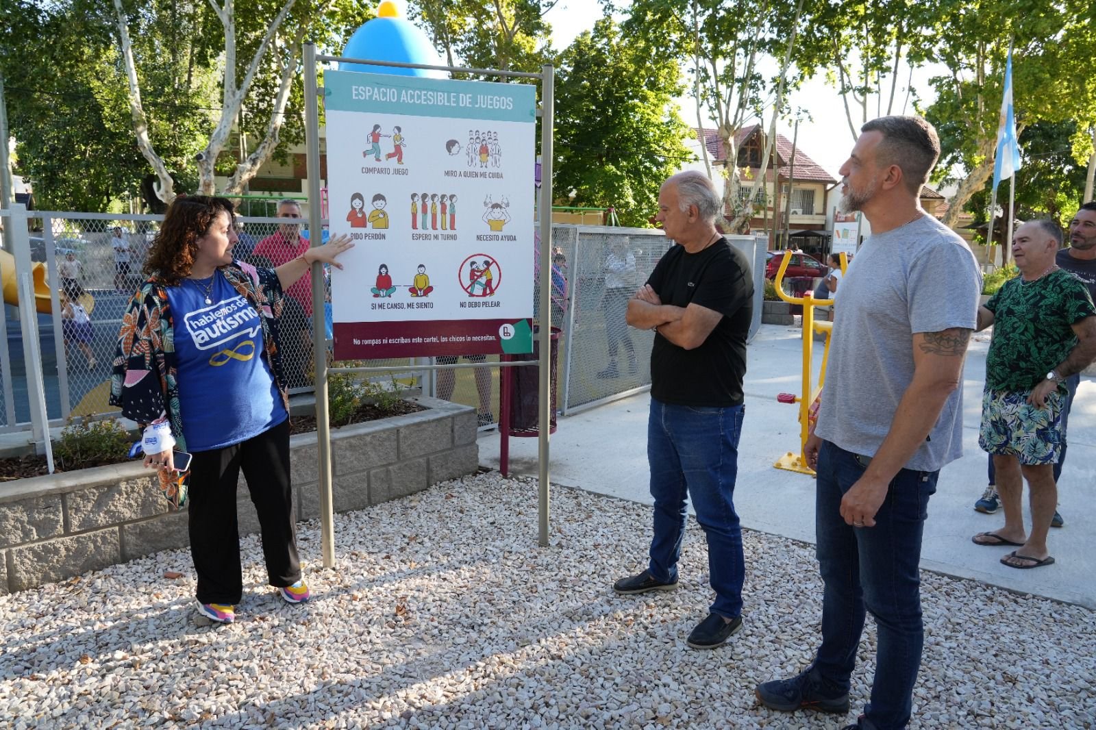 Grindetti y Kravetz presentaron el programa «Plazas 23»