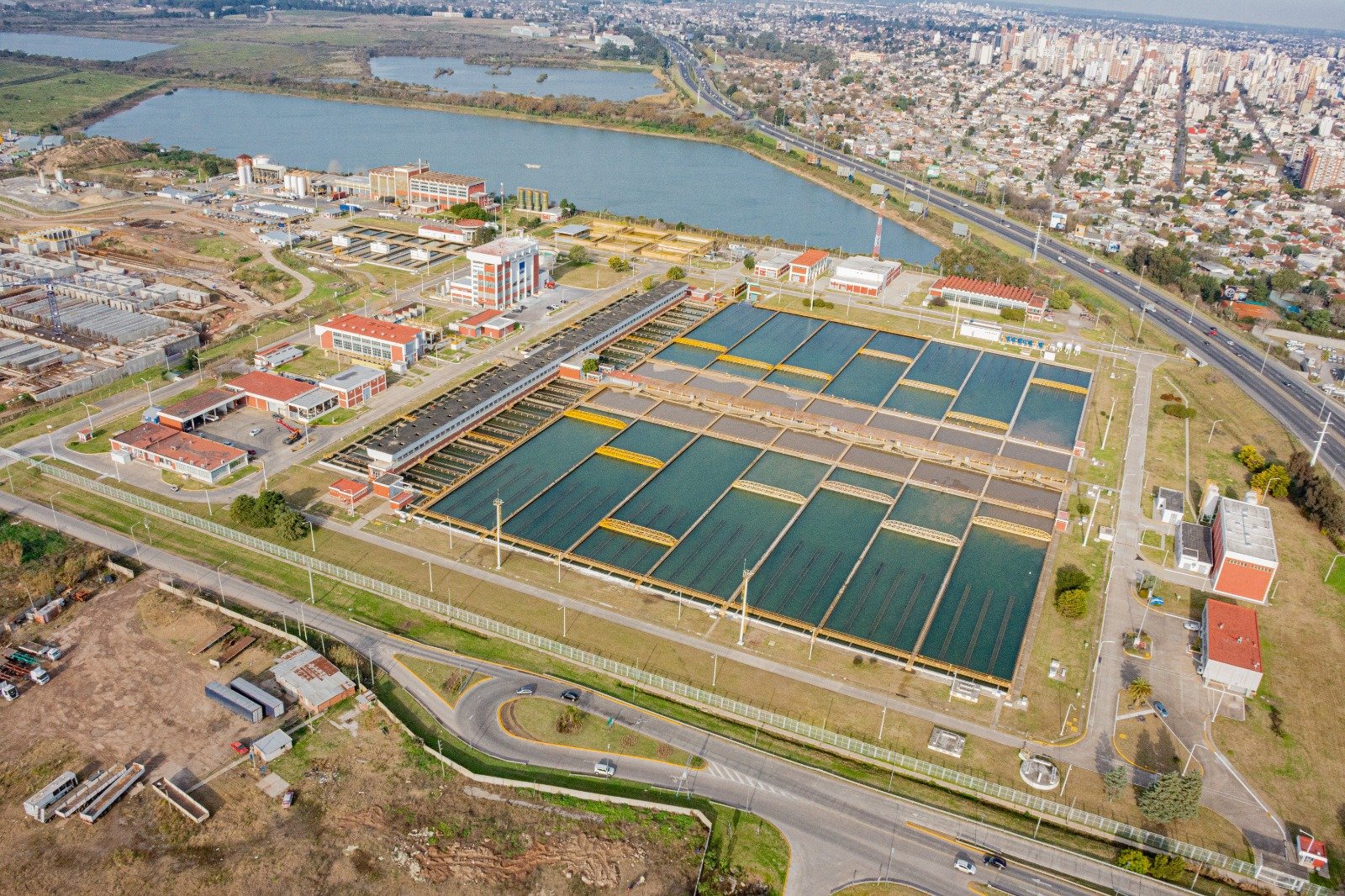 Afecta a Brown, Avellaneda, Lomas y Quilmes: crisis en el suministro de AySA por cortes eléctricos