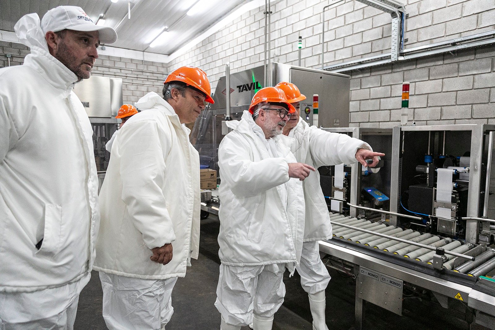 Cascallares y Sabbatella recorrieron tres empresas del Parque Industrial sumando herramientas para el saneamiento ambiental