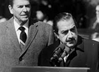 «Hace 38 años Raúl Alfonsín se le plantaba a Ronald Reagan»