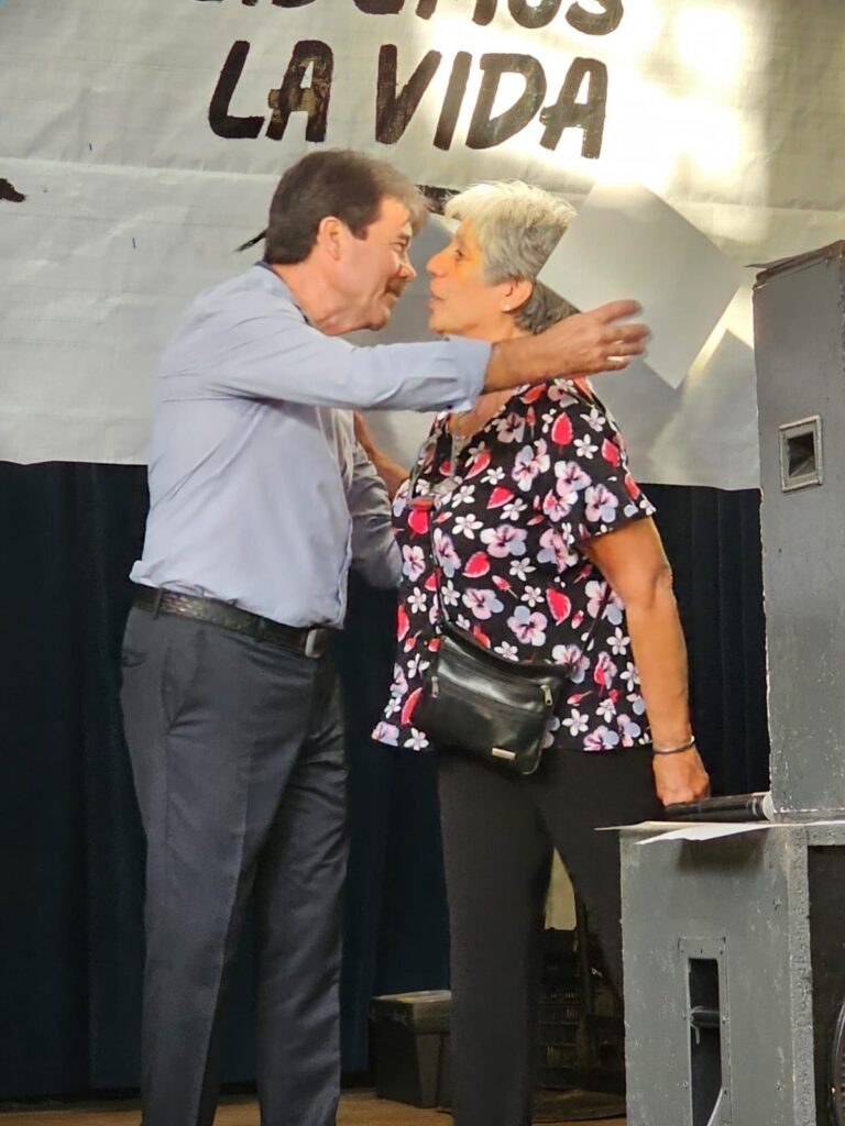 Entrega de diplomas a mujeres destacadas de Lanús.