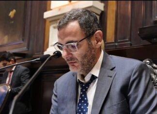 Adrián Urreli: “Grindetti está realmente trabajando con vocación para ir por la Provincia”