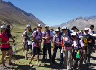 Segunda edición de la aventura en el Valle de las Lágrimas: desafiando a la vida junto al cáncer de mama: un ejemplo de superación, solidaridad y hermandad en plena Cordillera