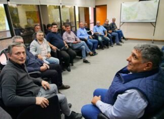 Fernando Gray se reunió con representantes de la UTA y delegados gremiales