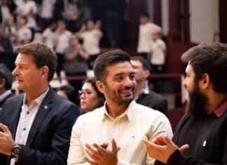 Balladares sobre la licencia de Grindetti: «Abandona una ciudad que se cae a pedazos por un club que ni siquiera es de Lanús»