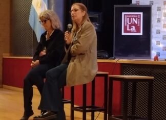 Con la presencia de familiares de las víctimas proyectaron en la UNLa “En cumplimiento del deber”, el documental sobre el incendio en Iron Mountain
