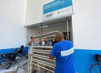 El Municipio de Brown avanza con la entrega de bancos, sillas y juegos a escuelas y jardines