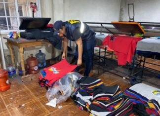 La Matanza: allanan taller clandestino y rescatan 13 extranjeros e imputan a tres personas por trata laboral y ley de marcas