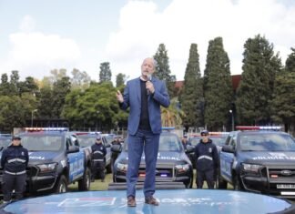 Lomas de Zamora: Insaurralde presentó nuevos móviles de seguridad