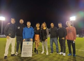 Mástil del club Temperley, único símbolo de la inauguración del estadio