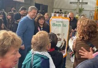 Emotivo homenaje al Padre Scali de la Parroquia Santa Ana de Glew