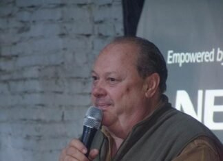 Carlos Fiorentino: «Javier Milei va a anunciar al candidato a gobernador y nosotros empujamos por Sebastián Pareja»