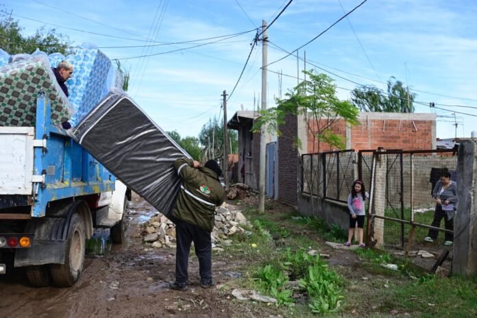 985ef656-3638-2c0e-27e7-7934052c1576