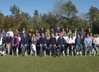 Rodríguez Larreta y Santilli con más de 30 referentes en Esteban Echeverría: “Es un orgullo trabajar en equipo con los próximos intendentes del conurbano y el futuro gobernador”