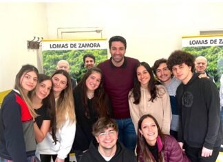 Nicolás Bari se reunió con jóvenes que votan por primera vez y adelantó sus propuestas para este segmento