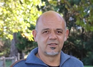 «Charlie» Curestis: «Javier Milei se comprometió con nosotros a recorrer la Tercera Sección de punta a punta»