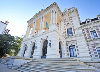 Hay diez precandidatos a gobernador