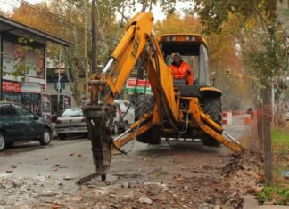 Avanzan las obras de bacheo y mejoramiento vial en Monte Grande